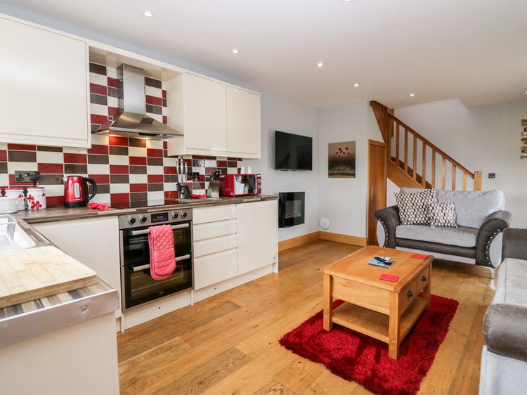Daisy Cottage, listing photograph 9