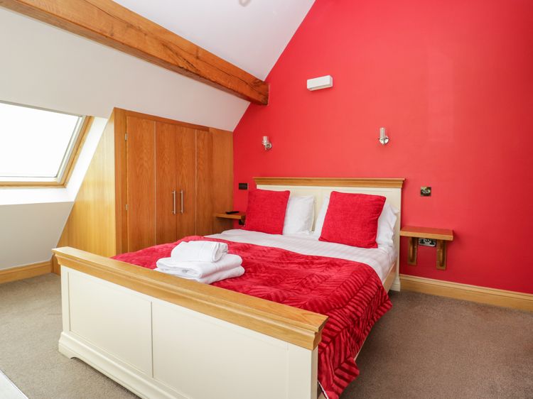 Daisy Cottage, listing photograph 12