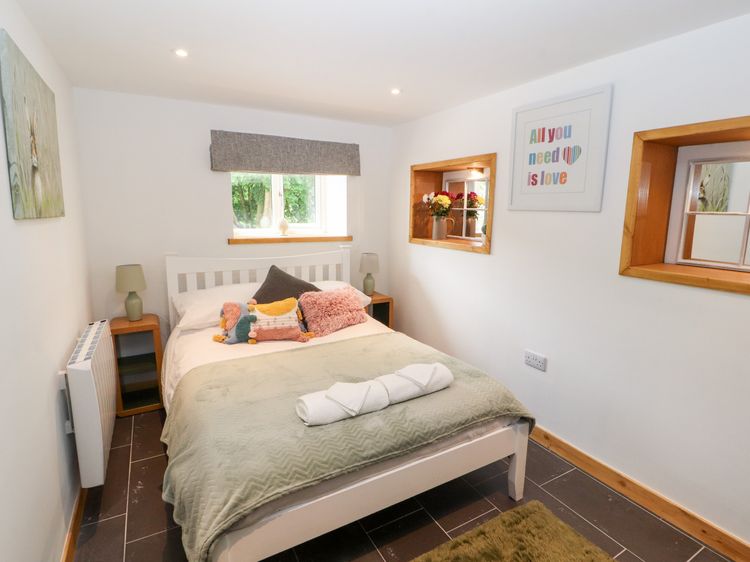 Lands Brow Lodge, listing photograph 11