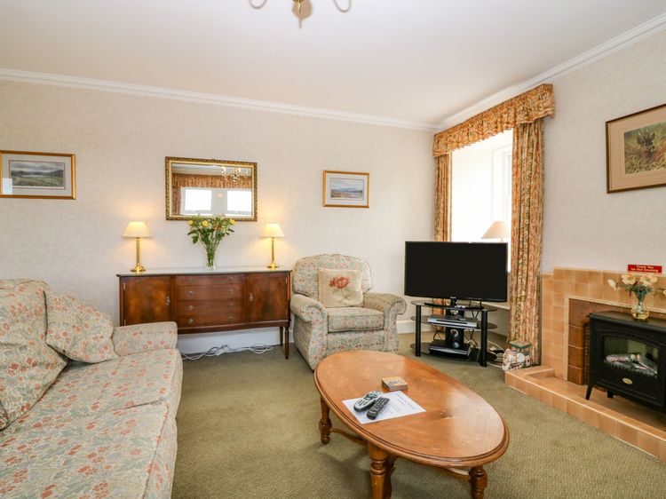 The West Wing, listing photograph 8