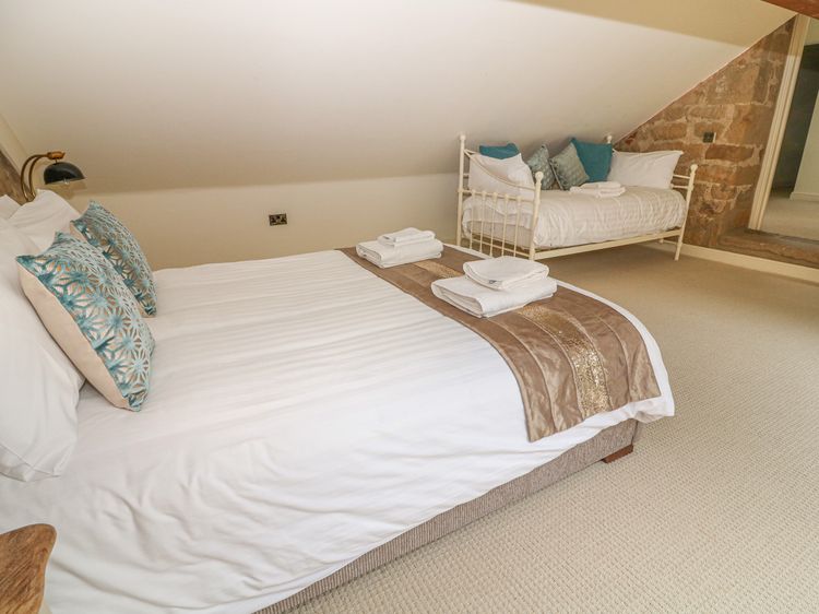 The Tack Room Cottage, listing photograph 12