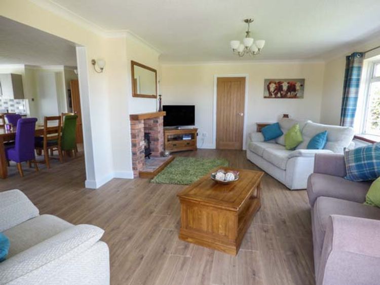 Bryn Tirion, listing photograph 4