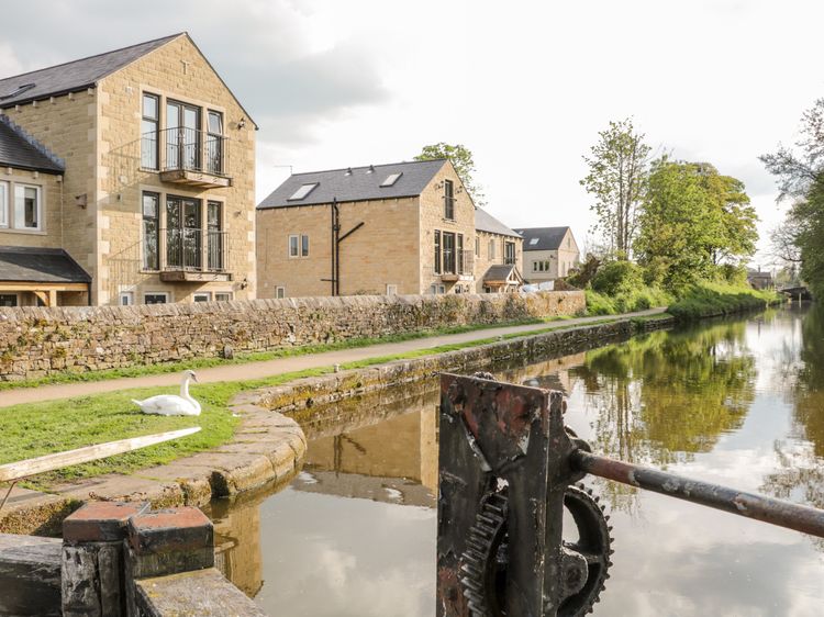 6 Lock View, listing photograph 2