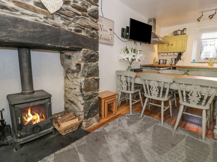Snowdon View, listing photograph 8