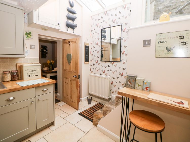 Mouse Cottage, listing photograph 9
