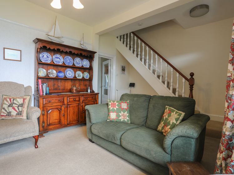 2 Cae Glas, listing photograph 6