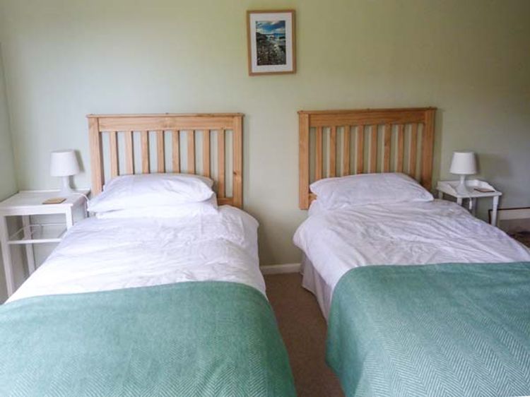 Fronthill, listing photograph 11