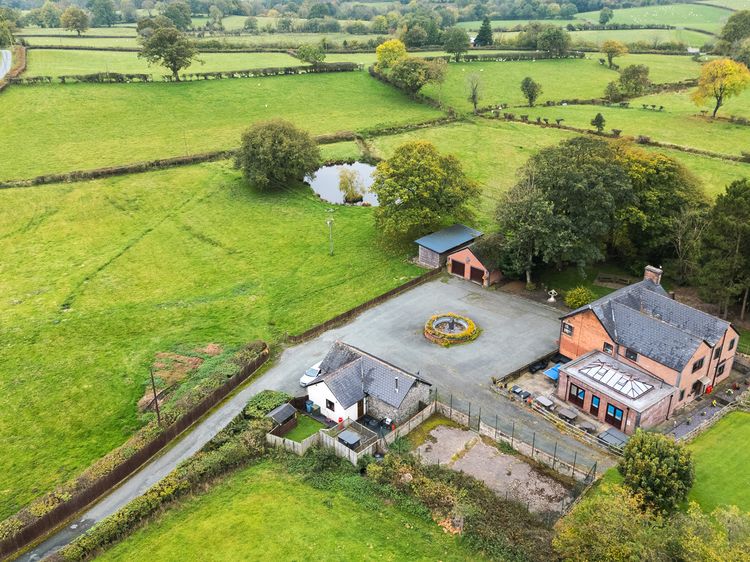 Bwthyn Ty Newydd, listing photograph 4