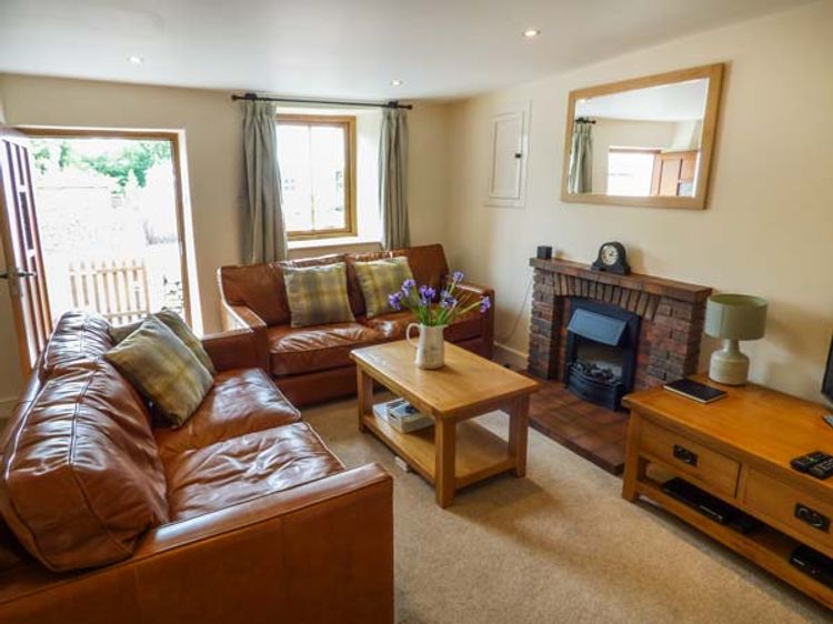 Cinderbarrow Cottage, listing photograph 4