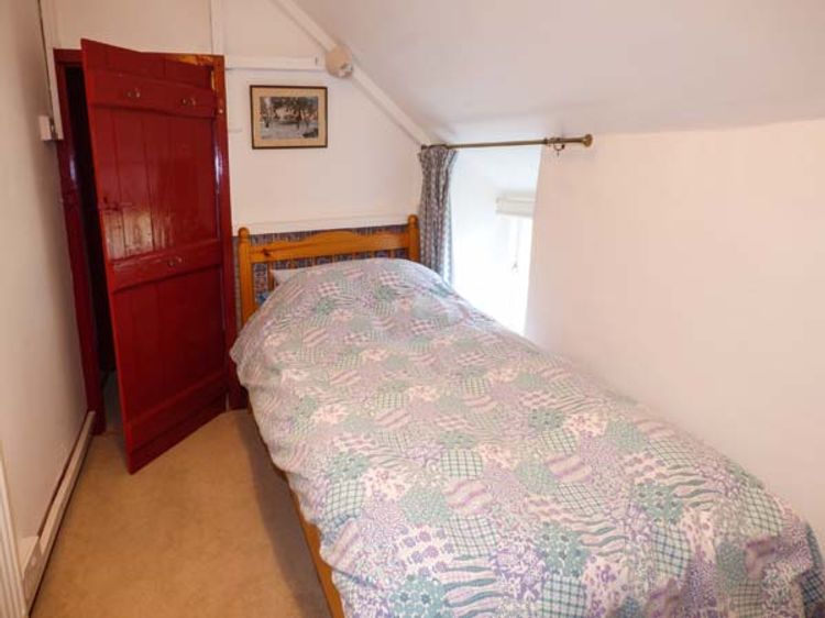 Glanrafon, listing photograph 9