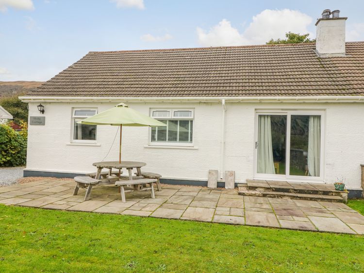 Holly Cottage, listing photograph 2