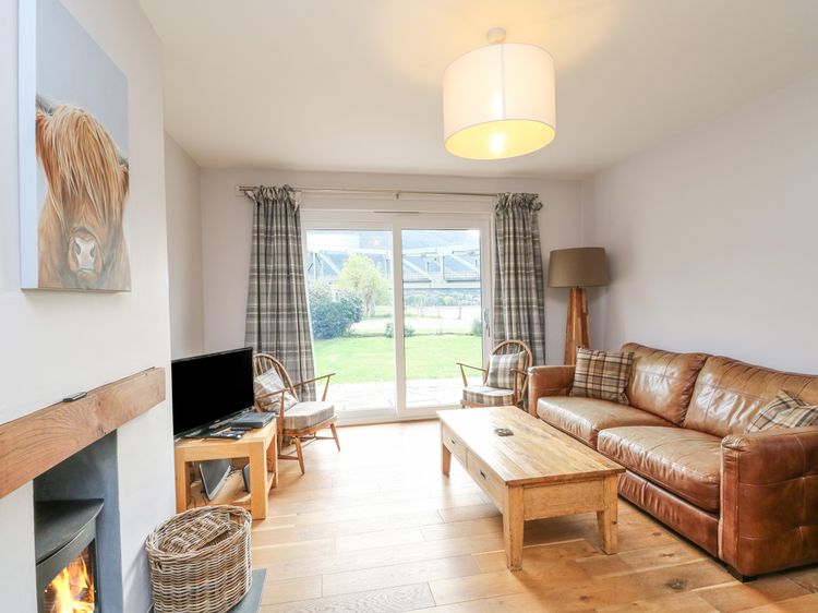 Holly Cottage, listing photograph 3