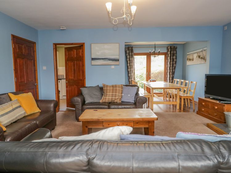 Braeside, listing photograph 5