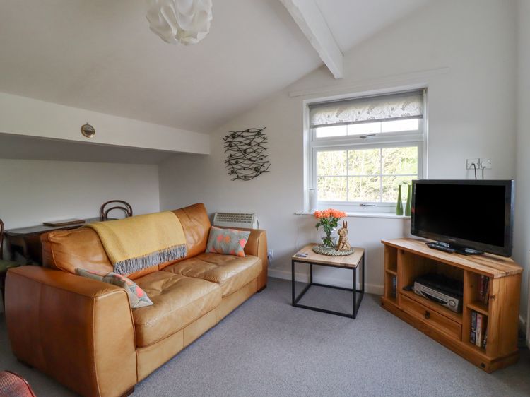 Foxholes Lodge, listing photograph 4