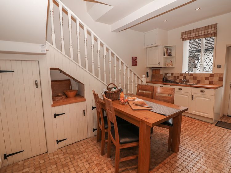 Laburnum Cottage, listing photograph 9