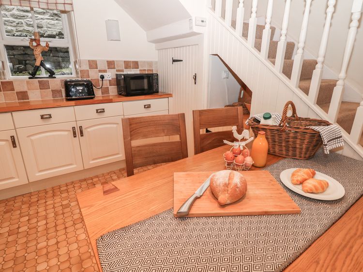 Laburnum Cottage, listing photograph 12