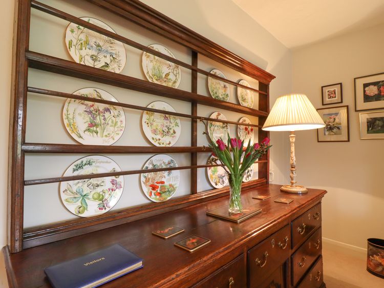 The Nook, Bank Newton, listing photograph 4