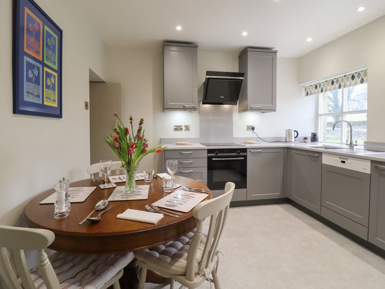 The Nook, Bank Newton, listing photograph 5