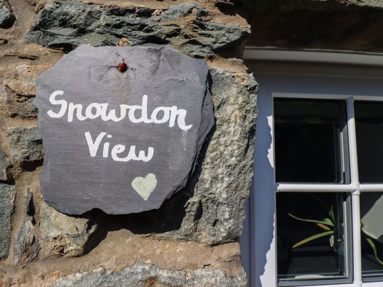 Snowdon View, listing photograph 4