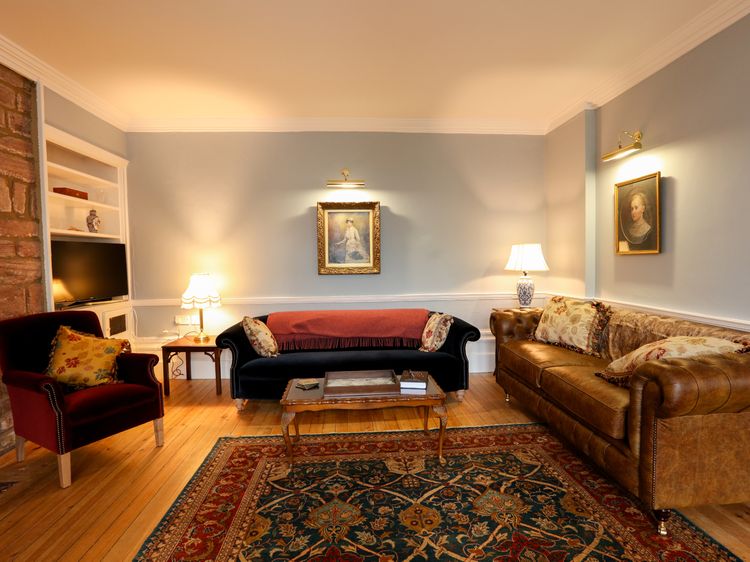 Ridge Hall, listing photograph 6