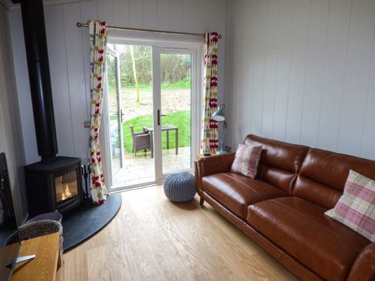 Shepherd Lodge, listing photograph 4