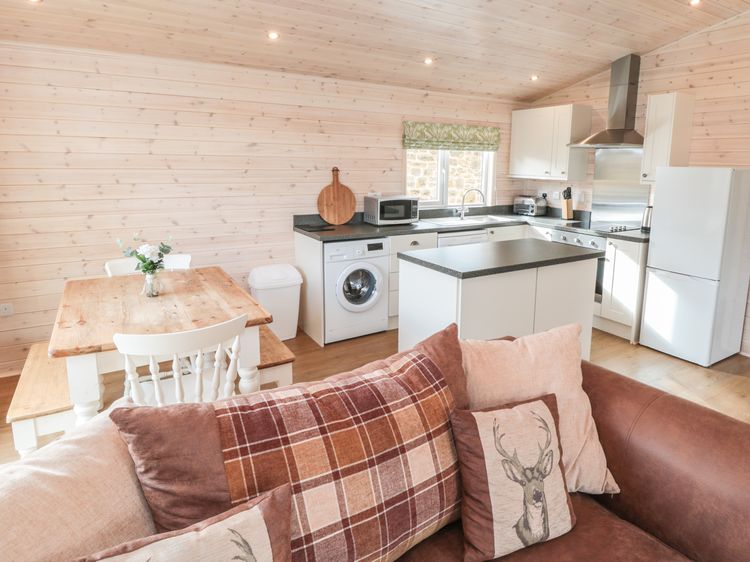 Thorntree Lodge, listing photograph 3
