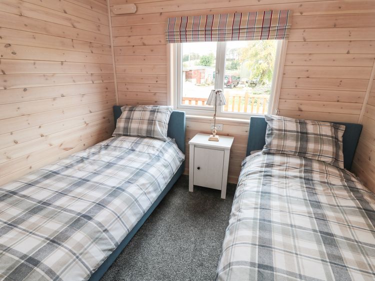 Thorntree Lodge, listing photograph 11