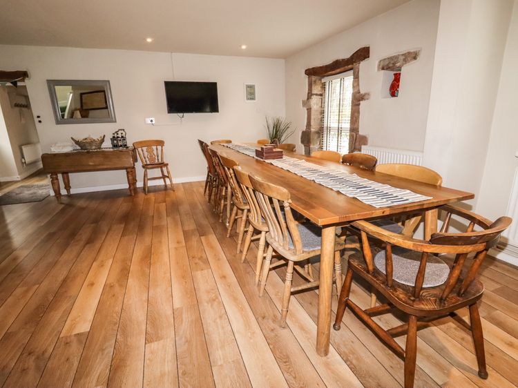 Lee House Cottage, listing photograph 8