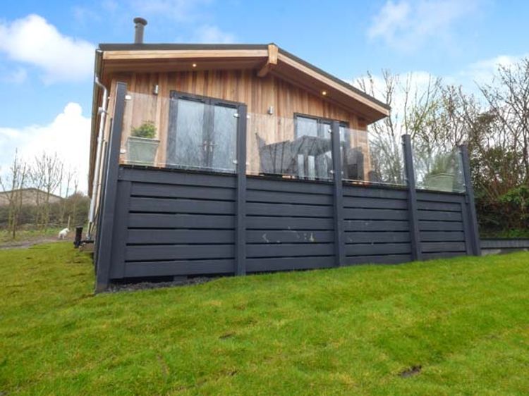Crook Lodge, listing photograph 2