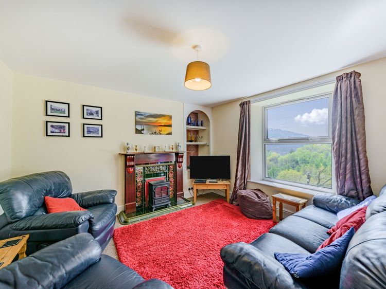 2 Isygraig, listing photograph 5