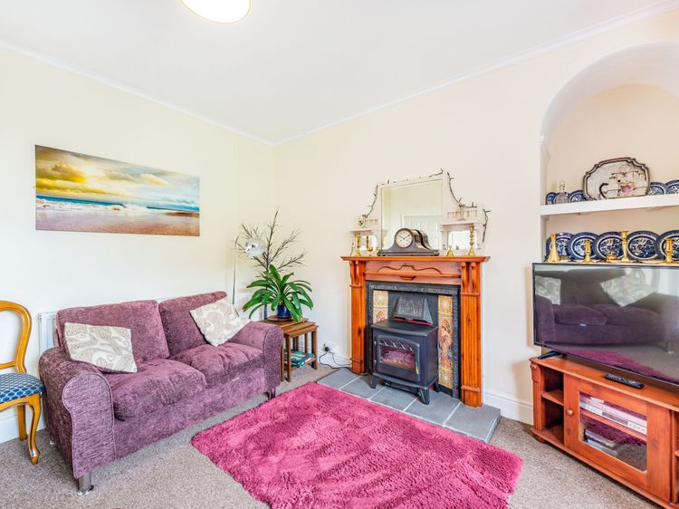 1 Isygraig, listing photograph 8
