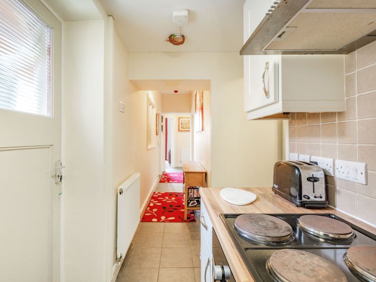 1 Isygraig, listing photograph 11