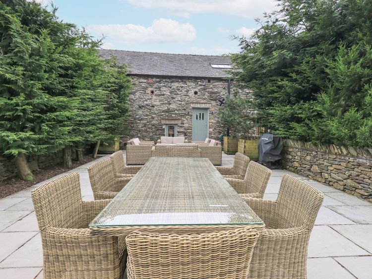 Yew Cottage, listing photograph 2