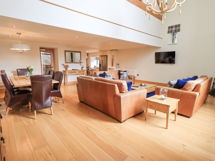 Oak Cottage, listing photograph 8