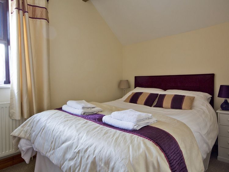 Robin Cottage, listing photograph 9