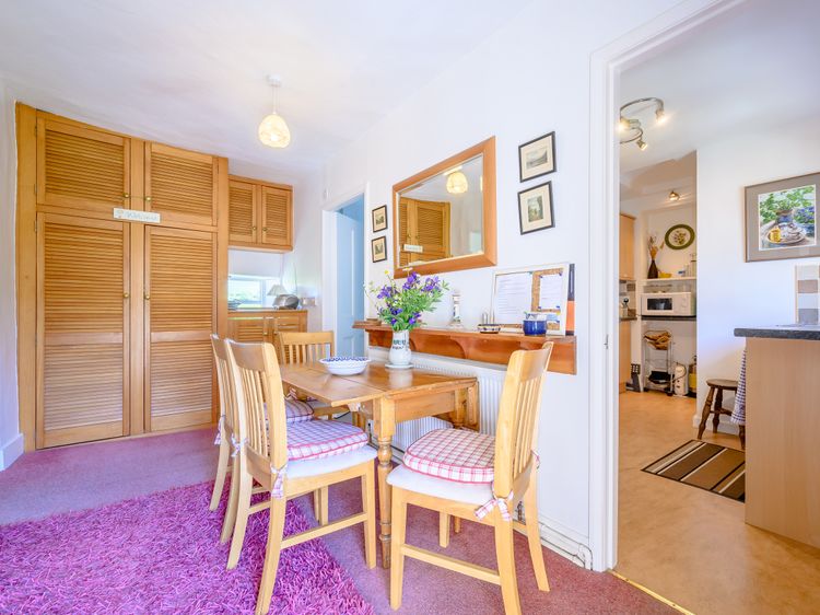 Mill Brow Apartment, listing photograph 9