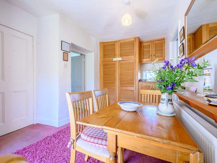 Mill Brow Apartment, listing photograph 10