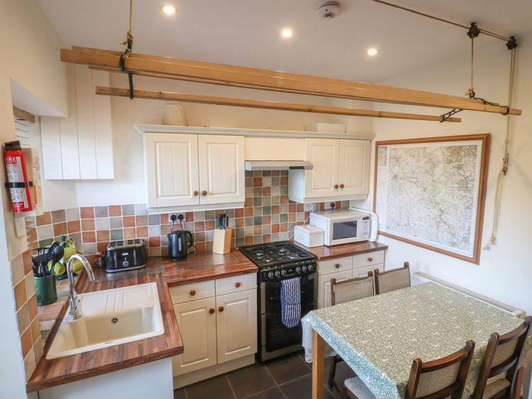 Longstone View, listing photograph 9