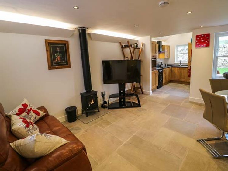 1 Primitive Croft, listing photograph 4