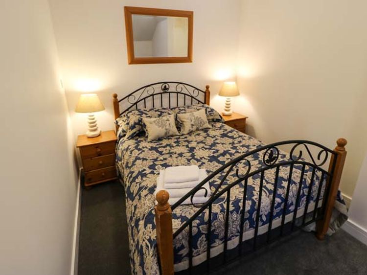 1 Primitive Croft, listing photograph 10