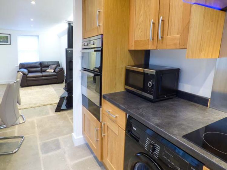 2 Primitive Croft, listing photograph 5