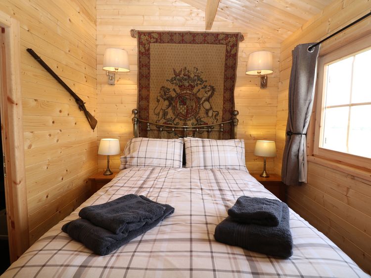 The Shooting Lodge, listing photograph 11