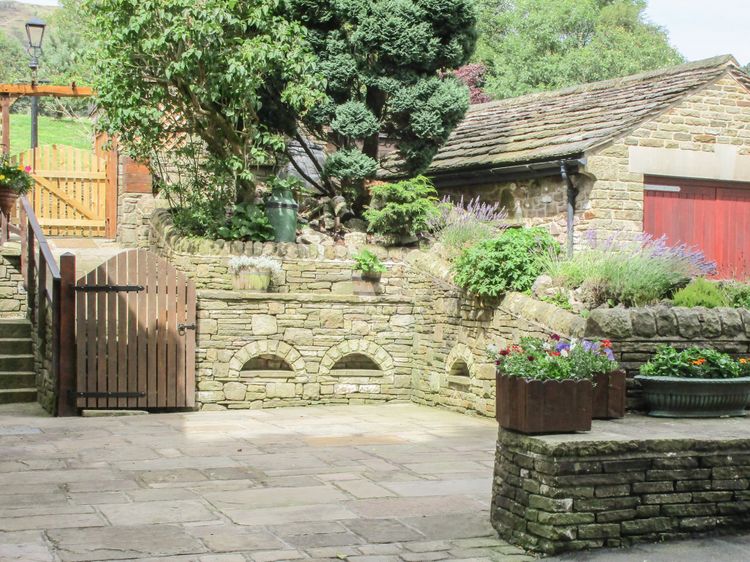 Rose Cottage, listing photograph 2