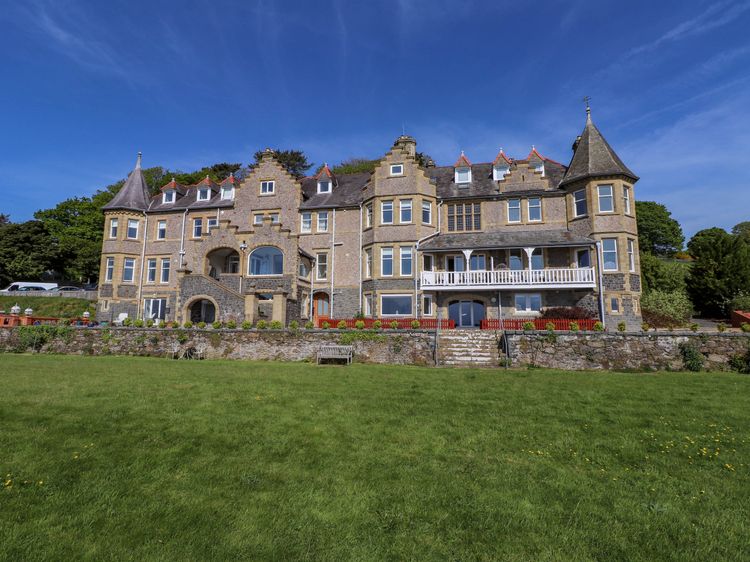 Menai View, listing photograph 3