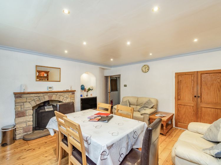 Prospect House, listing photograph 7