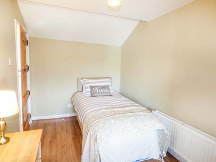 Arfryn, listing photograph 9