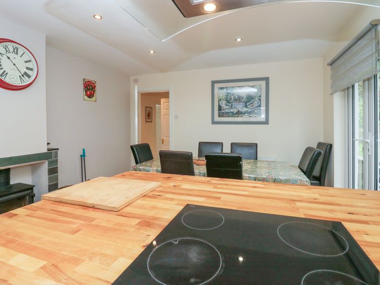 Inglenook, listing photograph 11
