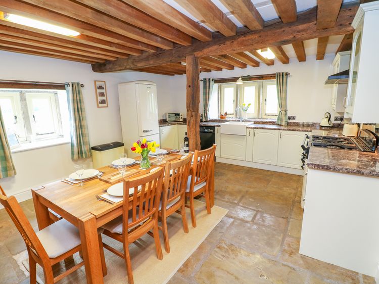 Woodthorpe Cruck Cottage, listing photograph 10
