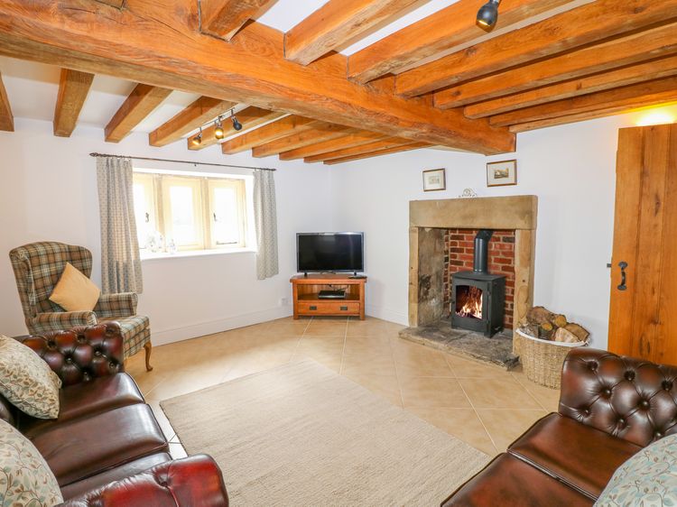 Woodthorpe Cruck Cottage, listing photograph 4