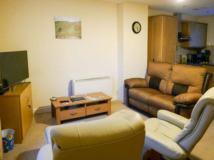 Jay's Nest, listing photograph 3